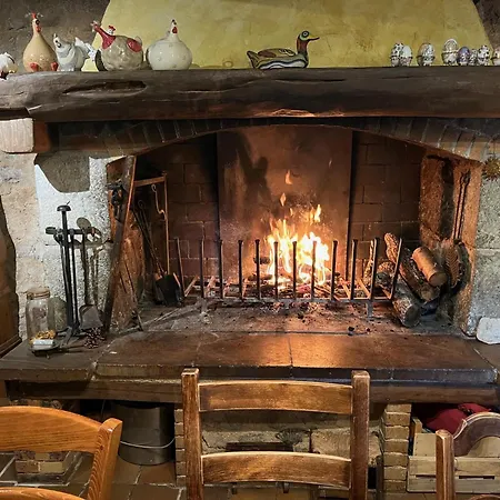 D'hotes Et De La La Bannette 住宿加早餐酒店 Thoard